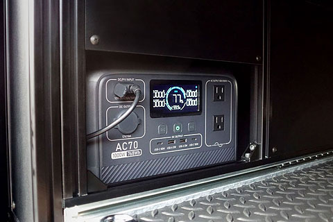 HIACE VAN S-GL CRUNKBASE-N1