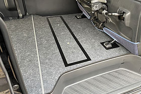 CRUNK製 HIACE S-GL フロアーボード 3分割全面 ／ キャッチ蓋タイプ