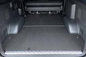 CRUNK製 HIACE S-GL フロアーボード 2分割 / 縞鋼板柄ダークシルバー