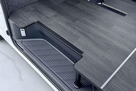 CRUNK製 HIACE ワゴンGL ベッド&フロアーキットg1