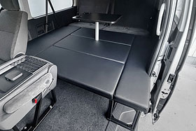 CRUNK製 HIACE ワゴンGL ベッドキットG7 テーブル付き
