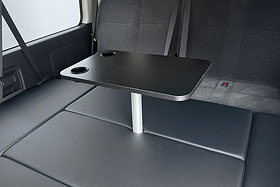 CRUNK製 HIACE ワゴンGL ベッドキットG7 テーブル付き