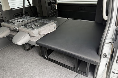 ハイエース W-GL ベッドキット グルニエ9 コンソール無し